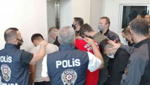 Başkentte tarihi operasyon: 451 bin adet kırmızı reçeteli ilaç ele geçirildi