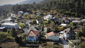 Bu köydeki ev fiyatları lüks semtlerle yarışıyor