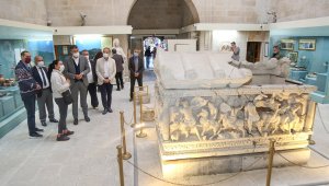 Dünyanın en sağlam Amazon lahdi ve en büyük ikinci taş kitabesi Kütahya'da