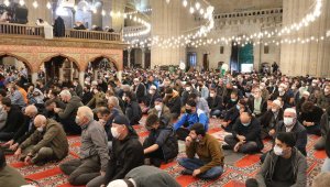 Erbaş: "Cami ve mescitlerimiz, Beytullah'tır yani Allah'ın evidir"