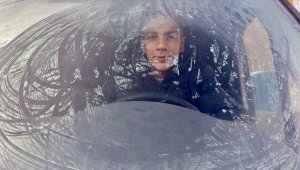 Ağrı dondu, araçlar buz tuttu