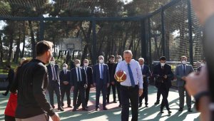 Cumhurbaşkanı Erdoğan: "En büyük projemiz ise Atatürk Havalimanı alanına yapacağımız 7,7 milyon metrekare büyüklüğündeki millet bahçemiz olacaktır"