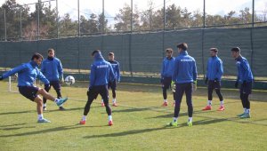 Erkan Sözeri: "Spor camiasının Halis Özkahya gibi hakemlere ihtiyacı var"