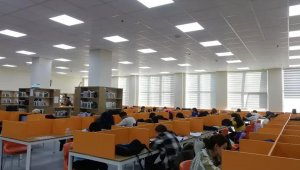 İl Halk Kütüphanesinde tarihi rekor