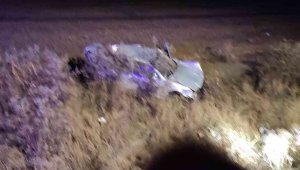 Pasinler'de otomobil şarampole devrildi: 6 yaralı