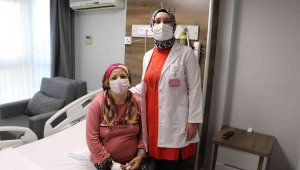 Tıpta nadir durum: Karnından 20 santim büyüklüğünde miyom çıktı