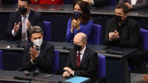 Almanya yeni Başbakanını seçti