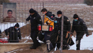 Aziziye'de Asılı halde bulundu