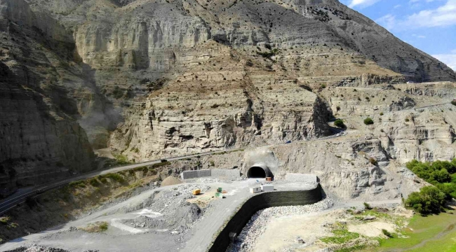 Erzurum'un çilesi bitiyor, 2 bin 246 metrelik tünelden ilk görüntü geldi