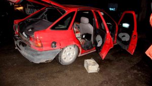 Polisten kaçan araç akü fışkırdı