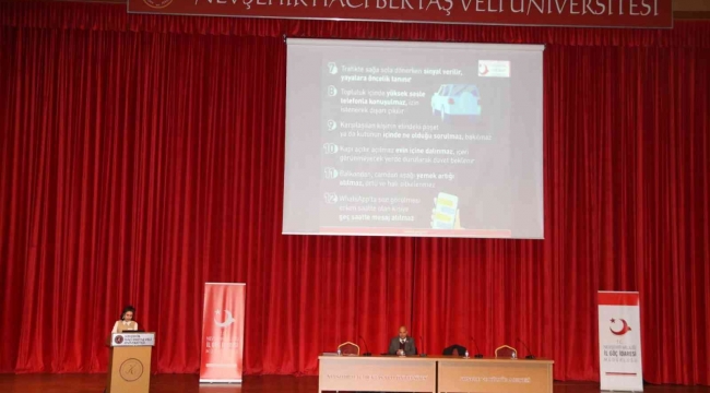 Türkiye'de 185 bin yabancı uyruklu öğrenci eğitim görüyor
