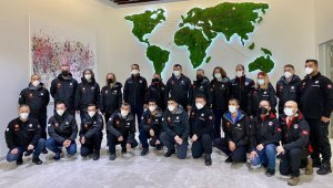 Antarktika bilim seferine giden 9 kişilik ekibin 2'si Atatürk Üniversitesinden