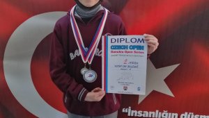 Bozdağ Short Track'ta gümüş madalya kazandı