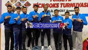 Büyükşehir'in altın yumrukları Ordu'da destan yazdı