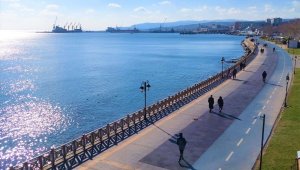 Doğuda kar, batıda güneş