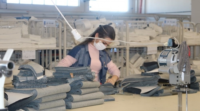 Erzurum'da Tekstilkent istihdam sağlamaya devam ediyor