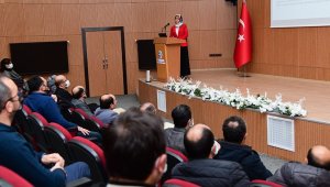 ETÜ-KOSGEB iş birliğiyle düzenlenen seminerde KOBİ'lerin geleceği konuşuldu