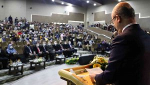 YÖK Başkanı Özvar: "Üniversiteler kampüste kendi kabuğuna çekilmiş, şehir ile irtibatı olmayan kurumlar değildir"