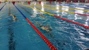 Yüzme takımlarının Palandöken ilgisi