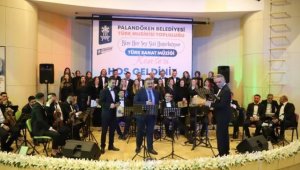 Erzurum'da "Bize her şey sizi hatırlatıyor" konseri yoğun ilgi gördü