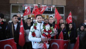 'Uçan Türk' Fatih Arda İpcioğlu yurda döndü