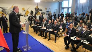 Cumhurbaşkanı Erdoğan: "Savaşın bir an önce sona erdirilmesi için Rusya ve Ukrayna ile yoğun temas halindeyiz"