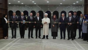 Diyanet İşleri Başkanı Erbaş: "70 bin camimizde kitaplığımız, kütüphanemiz var"