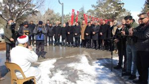 Erzincan'da deprem şehitleri dualarla anıldı