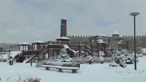 Erzurum'da son cemre kayıp...