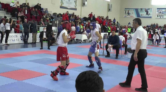 Erzurum'da Türkiye Üniversiteler Kick Boks Şampiyonası heyecanı