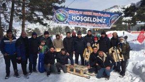 Kızak festivalinde renkli görüntüler