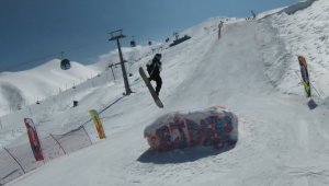  Palandöken'de baharda kayak keyfi