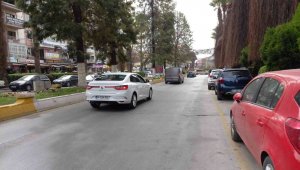 Akaryakıt zamları yolları boşalttı