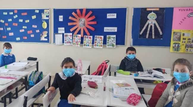 Milli Eğitim Bakanı Özer: "Yarından itibaren okullarda maske kullanımını kaldırmış bulunuyoruz"