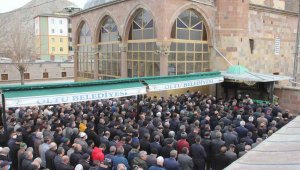 Prof. Dr. Yıldıztekin son yolculuğuna dualarla uğurlandı