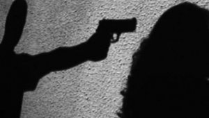 Tartıştığı eşini silahla vurdu sonrada intihar etti