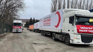 Türkiye'nin Kiev Büyükelçiliği: "Yardım tırları Ukrayna'ya ulaştı"