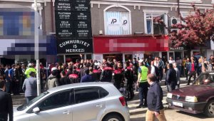 20 liralık şarj soketi kavgası meydan muharebesine döndü