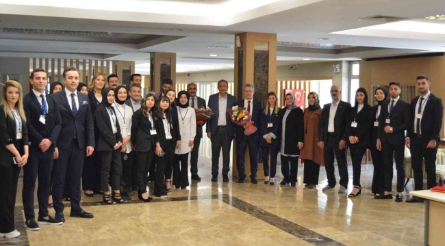 Erzurum'da "Dünya idari personeller günü" paneli