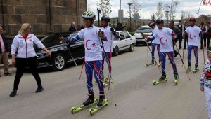 Erzurum'da pandemiden sonra 19 Mayıs büyük coşkuyla kutlandı