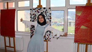 Öğrenciler çöpleri sanata çevirdiler