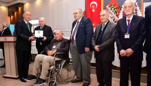 Rasim Fırat, 288 delegenin 165 oyunu aldı