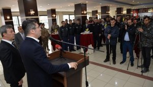 Vali Memiş'ten Jandarma ve Emniyet'e bayram ziyareti