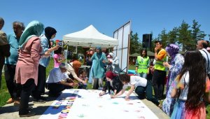 Erzurum'da koruyucu aile günü etkinlikleri