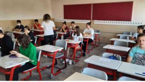 LGS'ye 1 milyon 200 bini aşkın öğrenci katıldı 