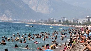 9 günlük tatilde iç piyasaya 3 milyonluk tatilci dopingi