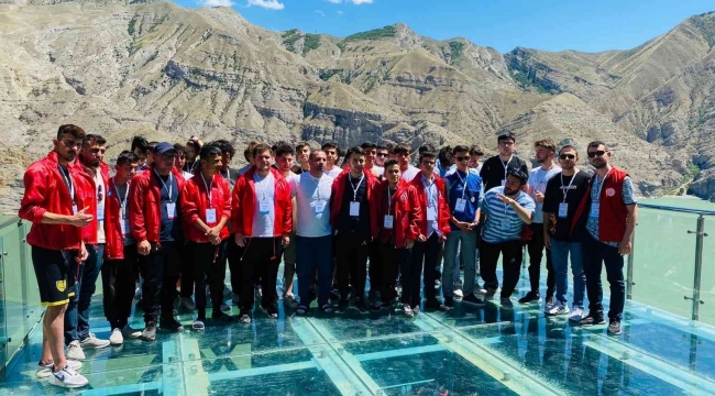 'Anadoluyuz biz' projesiyle Erzurum'u gezdiler