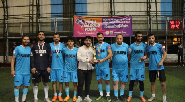 Doğu Anadolu Fuarı Futbol Turnuvasında kupalar sahiplerini buldu