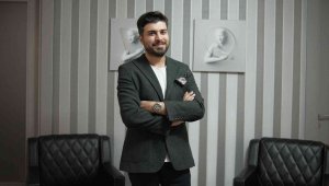 Ünlü Jinekolog Op. Dr. Şen: ''Doğum kontrol hapları aşırı tüylenme ve sivilcelenmeye neden oluyor''