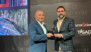 Başkan Uçar ödüllendirildi